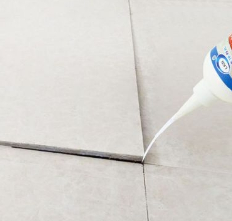 康平瓷砖空鼓维修公司分享卫生间瓷砖脱落的原因可能有以下几点